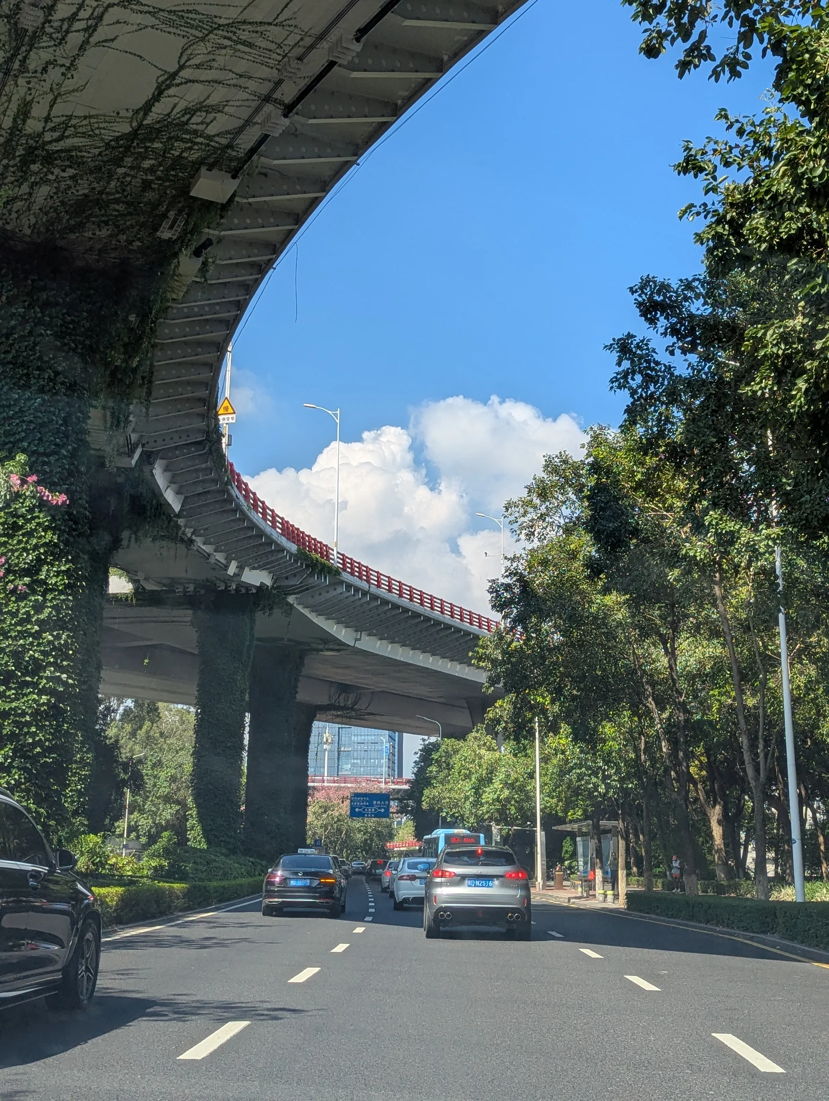 厦门高架道路与白云