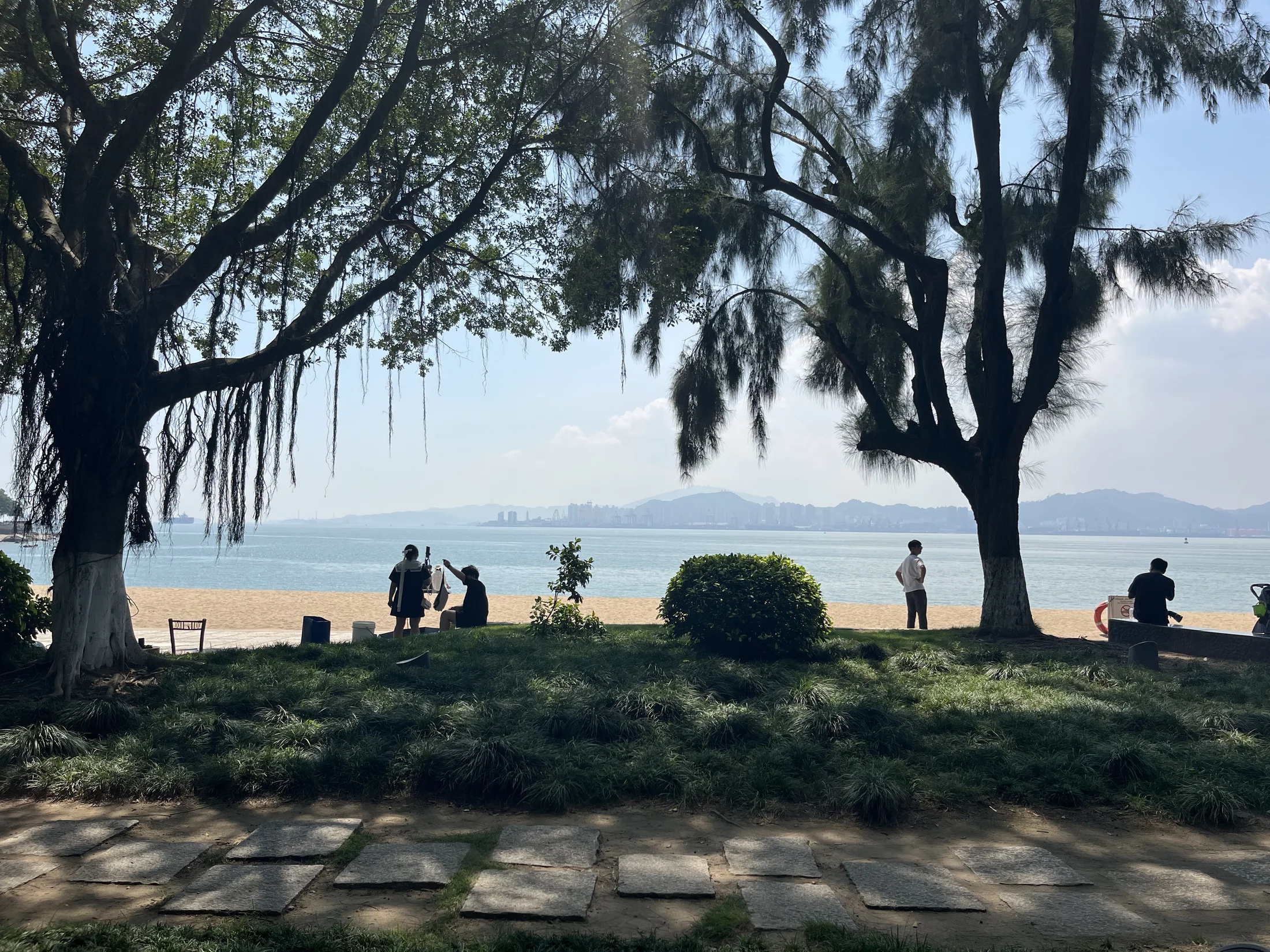 厦门海面与白色大桥
