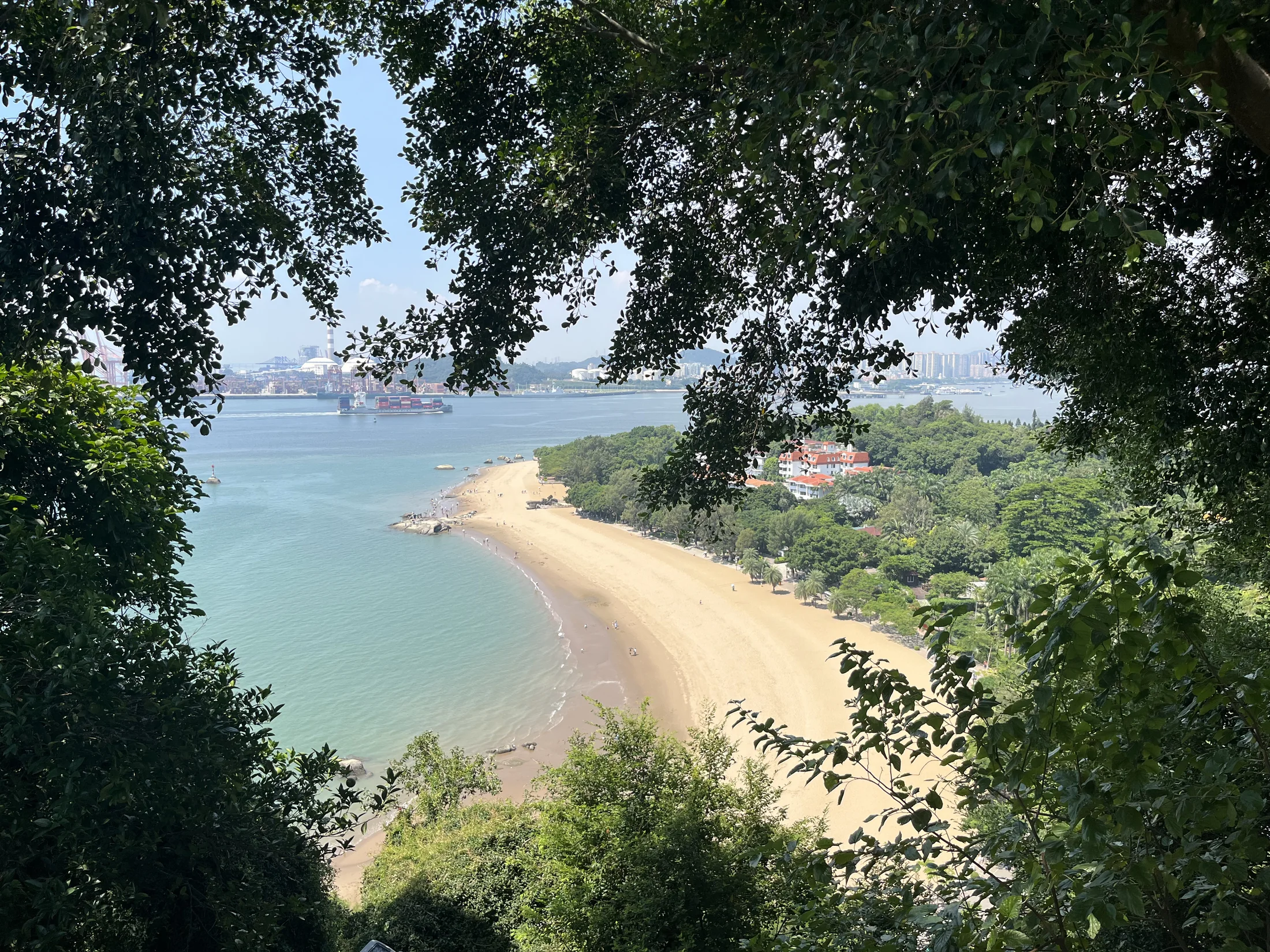 鼓浪屿海面远眺厦门